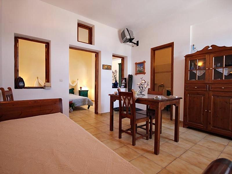 Vrachia Studios & Apartments Oía Buitenkant foto