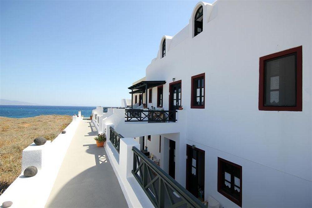 Vrachia Studios & Apartments Oía Buitenkant foto